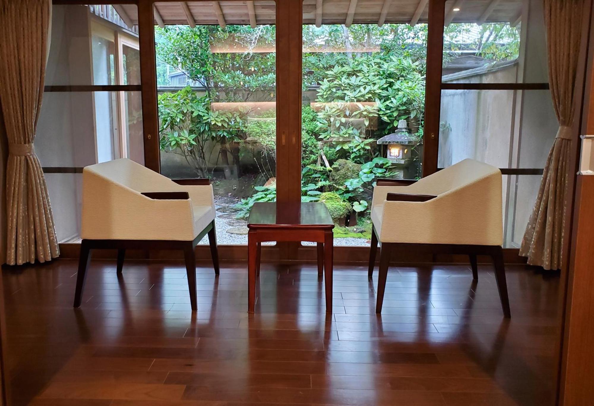 Ryotei Tanokura Hotel Yufu Exterior photo
