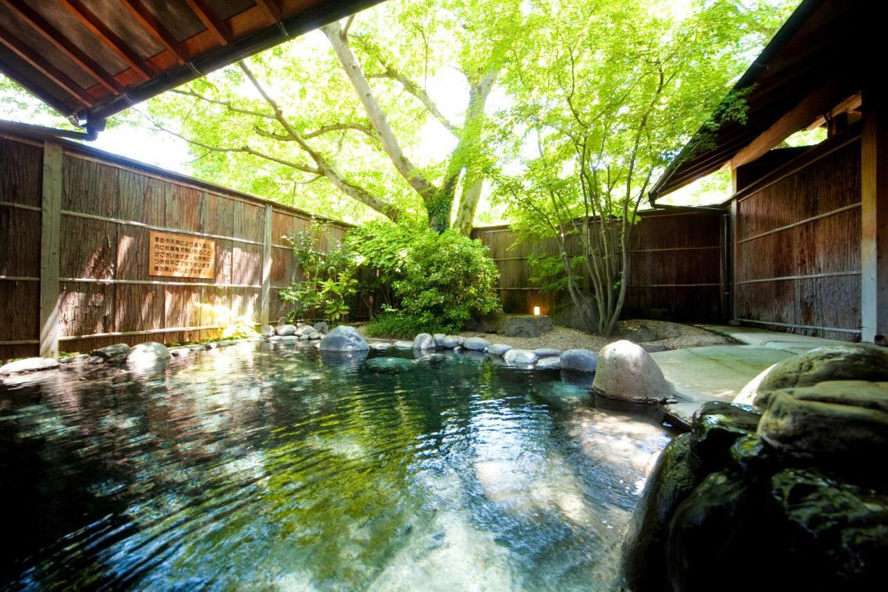 Ryotei Tanokura Hotel Yufu Exterior photo